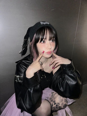 Sakura Miyawaki 宮脇 咲良