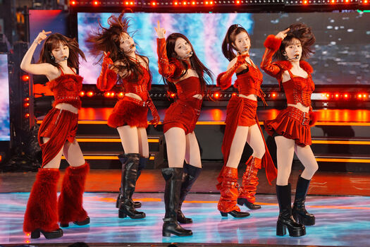 Full leaked Sakura miyawaki page private onlyfans photo