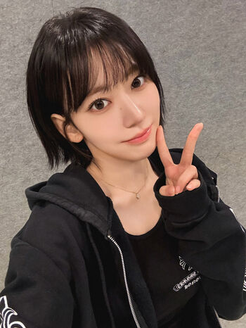 Full leaked Sakura miyawaki page private onlyfans photo