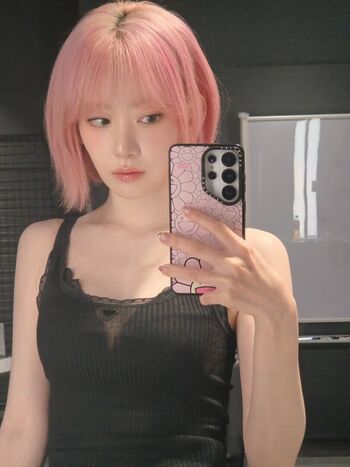 Sakura Miyawaki 宮脇 咲良