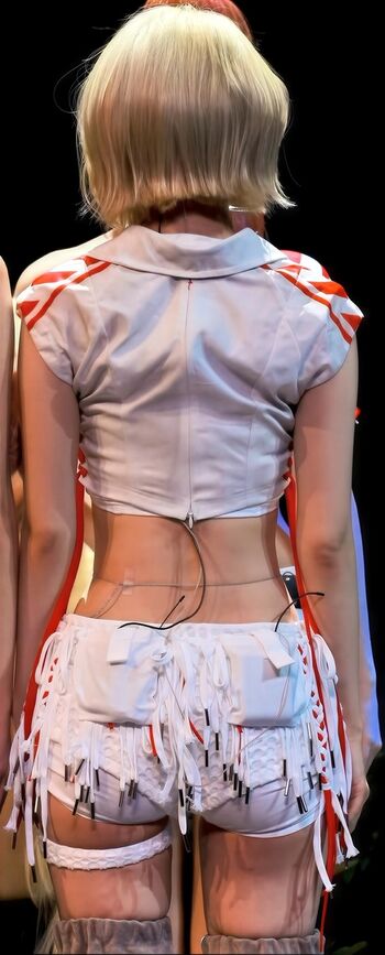 Sakura Miyawaki 宮脇 咲良