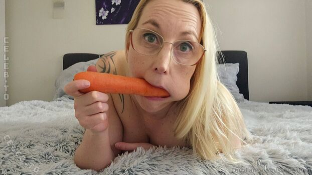 Full leaked Sally secret private onlyfans photo