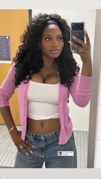 Samantha Marie