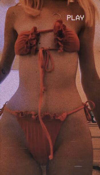 Full leaked Samantha smith page private onlyfans photo