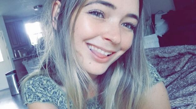 Full leaked Samantha smith page private onlyfans photo