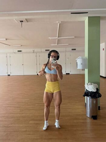 Samantha Van Lieu