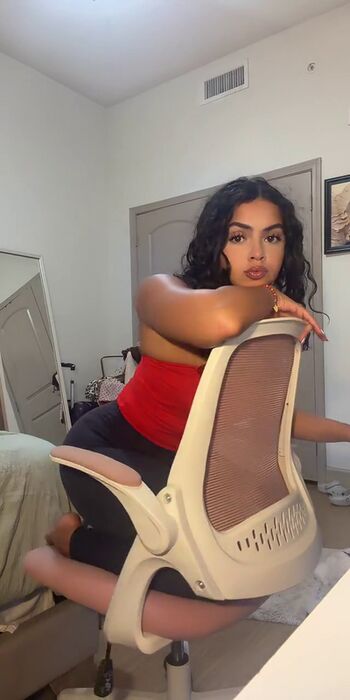 Full leaked Samanthaxiloee private onlyfans photo