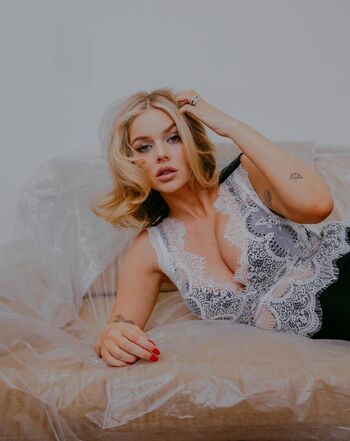 Full leaked Samara weaving private onlyfans photo