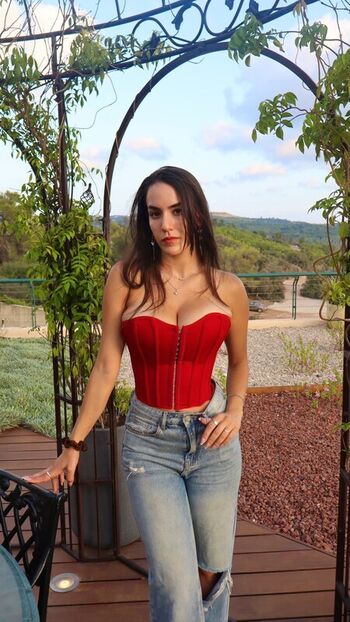 Full leaked Sara avni private onlyfans photo