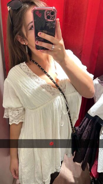 Full leaked Sara dobrik private onlyfans photo