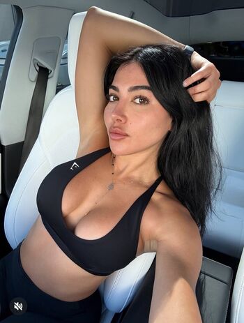Full leaked Sara hesri private onlyfans photo