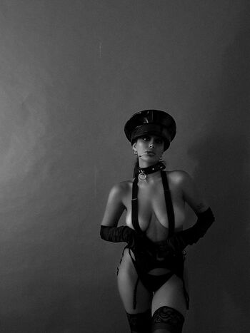 Full leaked Sara rose private onlyfans photo