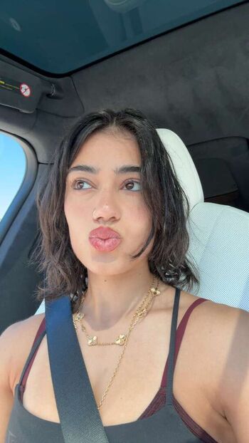 Full leaked Sara saffari private onlyfans photo