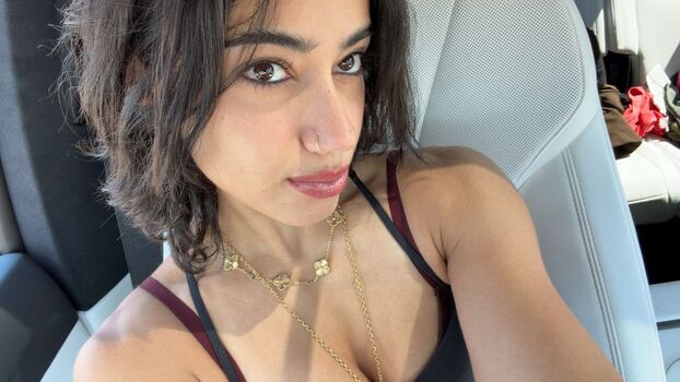 Full leaked Sara saffari private onlyfans photo