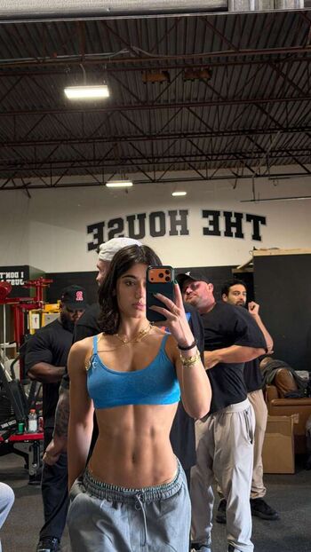 Full leaked Sara saffari private onlyfans photo