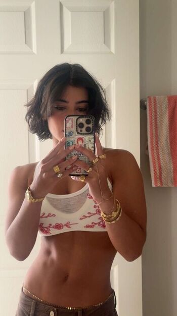 Full leaked Sara saffari private onlyfans photo