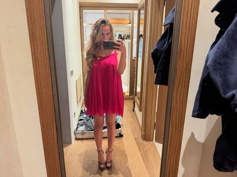 Full leaked Sarabella harris page private onlyfans photo