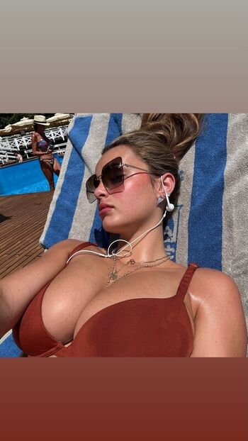 Full leaked Sarabella harris page private onlyfans photo