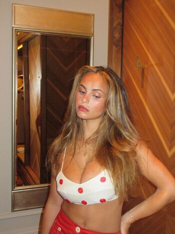 Full leaked Sarabella harris page private onlyfans photo