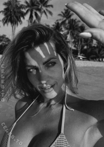 Full leaked Sarah harrison page private onlyfans photo