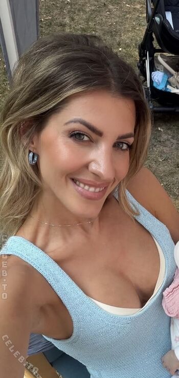 Full leaked Sarah harrison private onlyfans photo