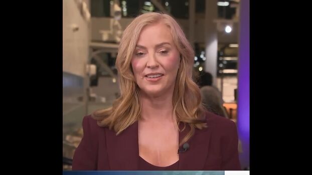Full leaked Sarah jane mee page private onlyfans photo