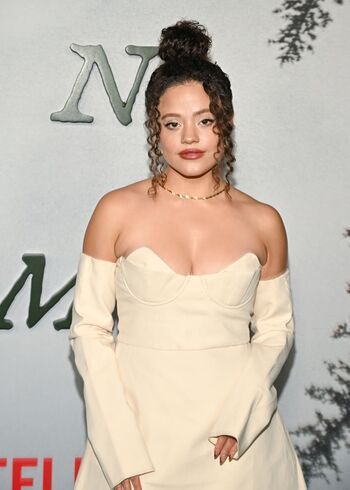 Sarah Jeffery