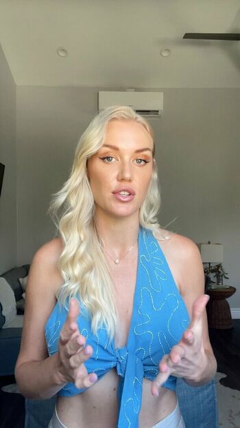 Full leaked Sarah lea private onlyfans photo