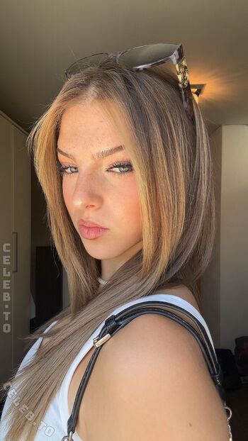 Full leaked Sarah lorema private onlyfans photo