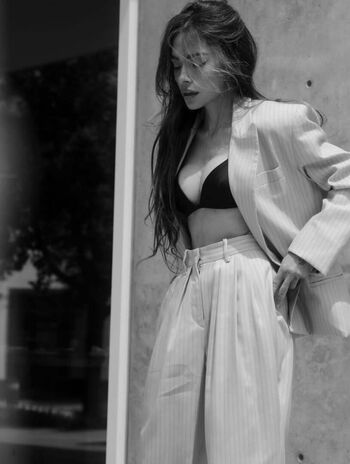 Full leaked Sarah shahi private onlyfans photo