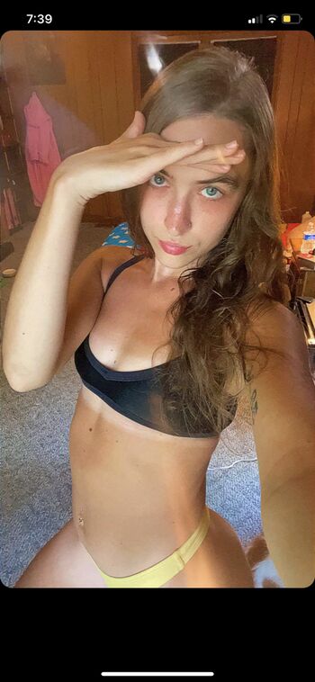 Full leaked Sarahkt private onlyfans photo