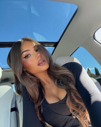 Full leaked Sarahmiilo private onlyfans photo