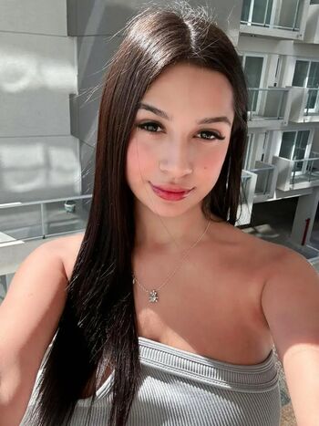 Full leaked Saramuat private onlyfans photo