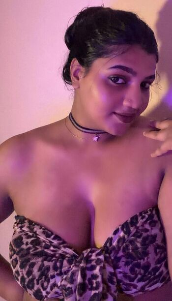 Full leaked Saranya santhosh page private onlyfans photo