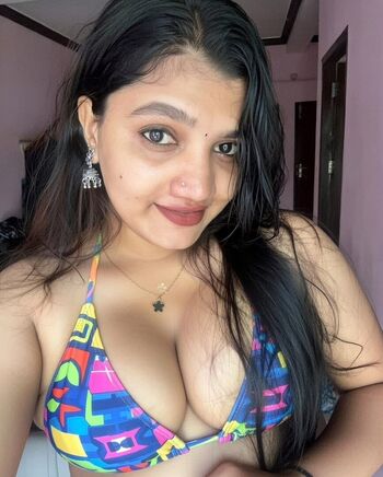 Full leaked Saranyasanthosh private onlyfans photo