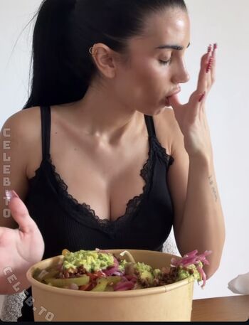 Full leaked Sararslan private onlyfans photo
