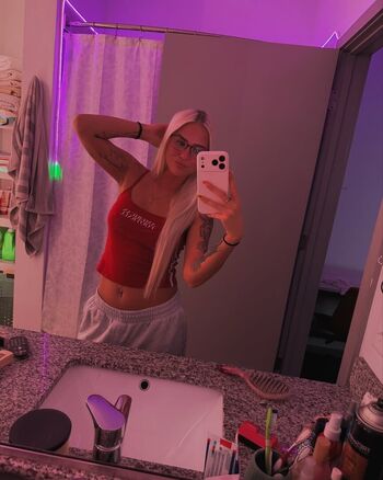 Full leaked Sariahxxx private onlyfans photo