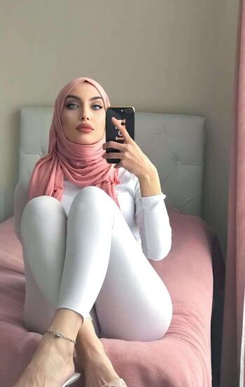 Full leaked Sariikubraa page private onlyfans photo