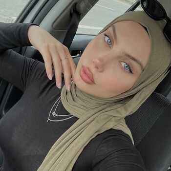 Full leaked Sariikubraa page private onlyfans photo
