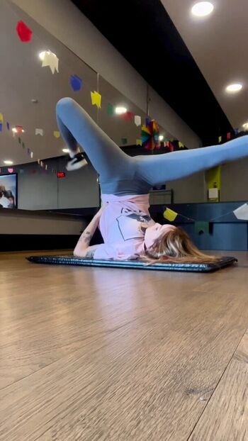 Full leaked Cuzbutt/ private onlyfans photo