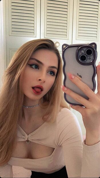 Full leaked Sassynessa private onlyfans photo