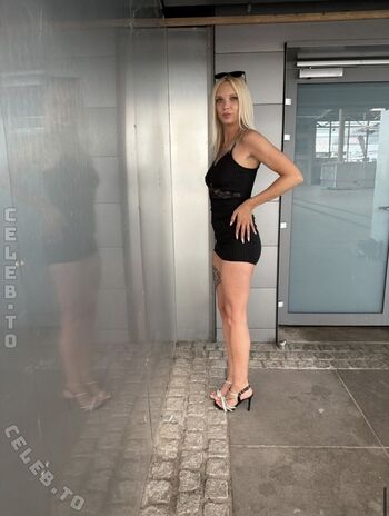 Full leaked Sassysas private onlyfans photo
