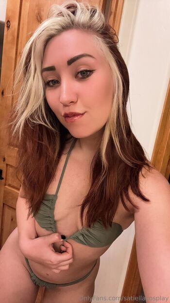 Satiella Cosplay
