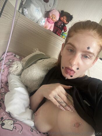 Full leaked Saucychilisauce private onlyfans photo