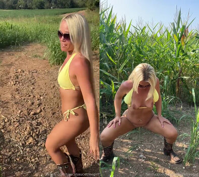 Full leaked Saucysaucetreegirl private onlyfans photo