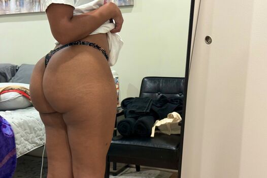 Full leaked Savzilla private onlyfans photo