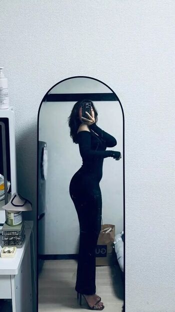 Full leaked Saw htar hnin private onlyfans photo