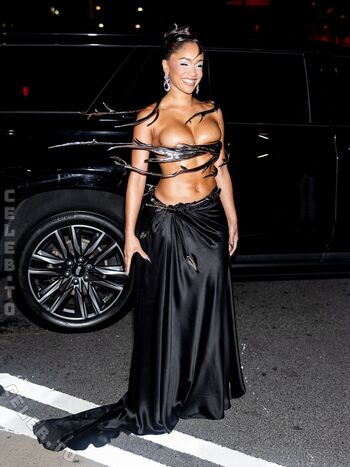 Full leaked Saweetie private onlyfans photo
