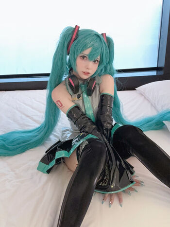 Saya Scarlet