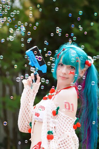 Saya Scarlet